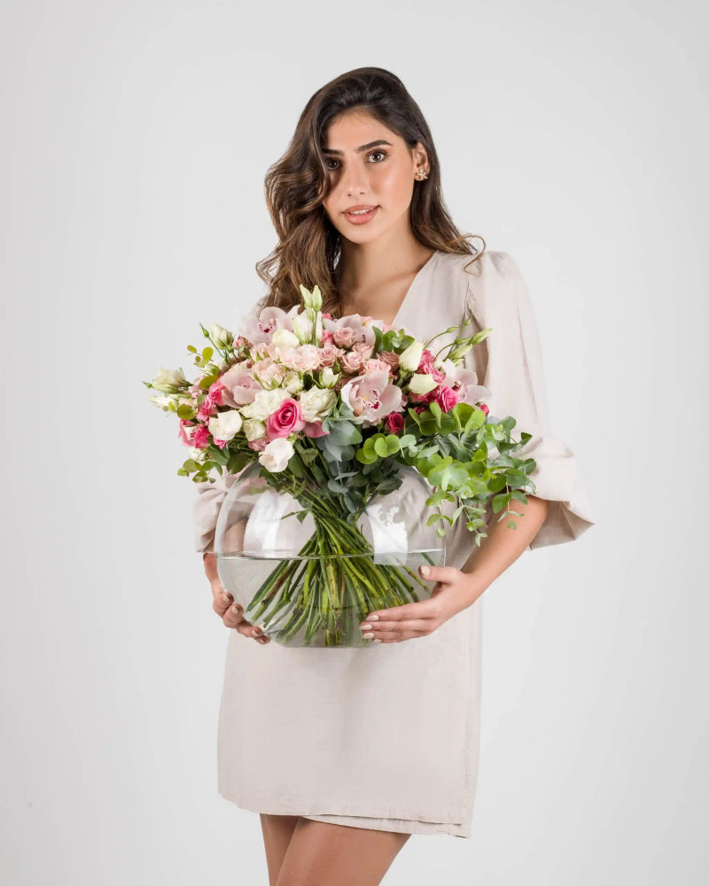 Bisou Blossom|Flowers in a Vase - Alissar Flowers Amman