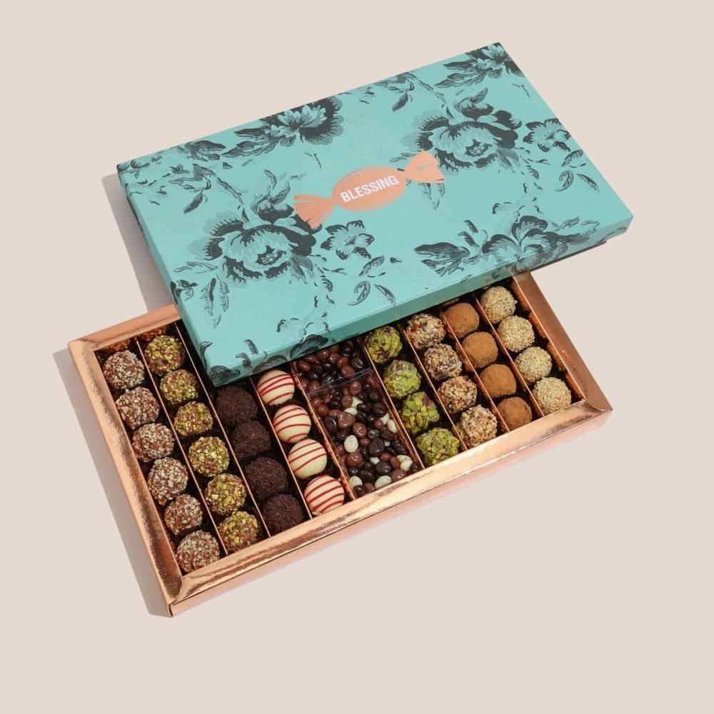 Blessing - Box of 920g of Assorted Truffles and 165g of Dragees, Les Plaisirs|Chocolate - Alissar Flowers Amman