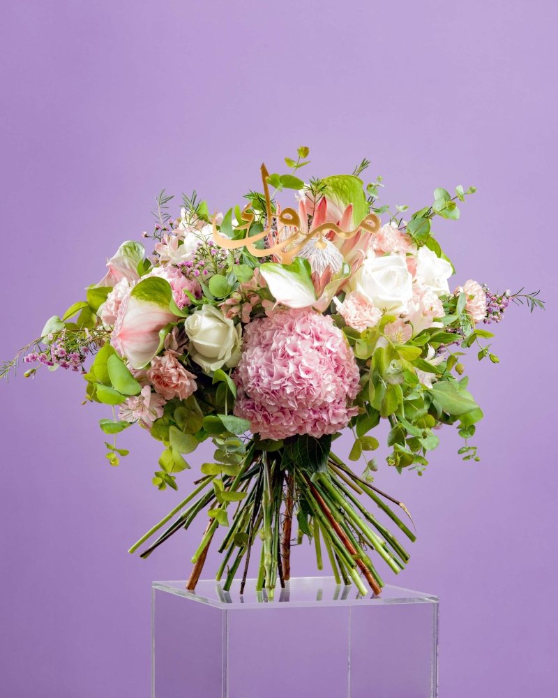 Bloom & Glow|Graduation Bundle - Alissar Flowers Amman