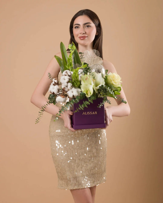 Frosted Gleam|Cardboard Box - Alissar Flowers Amman