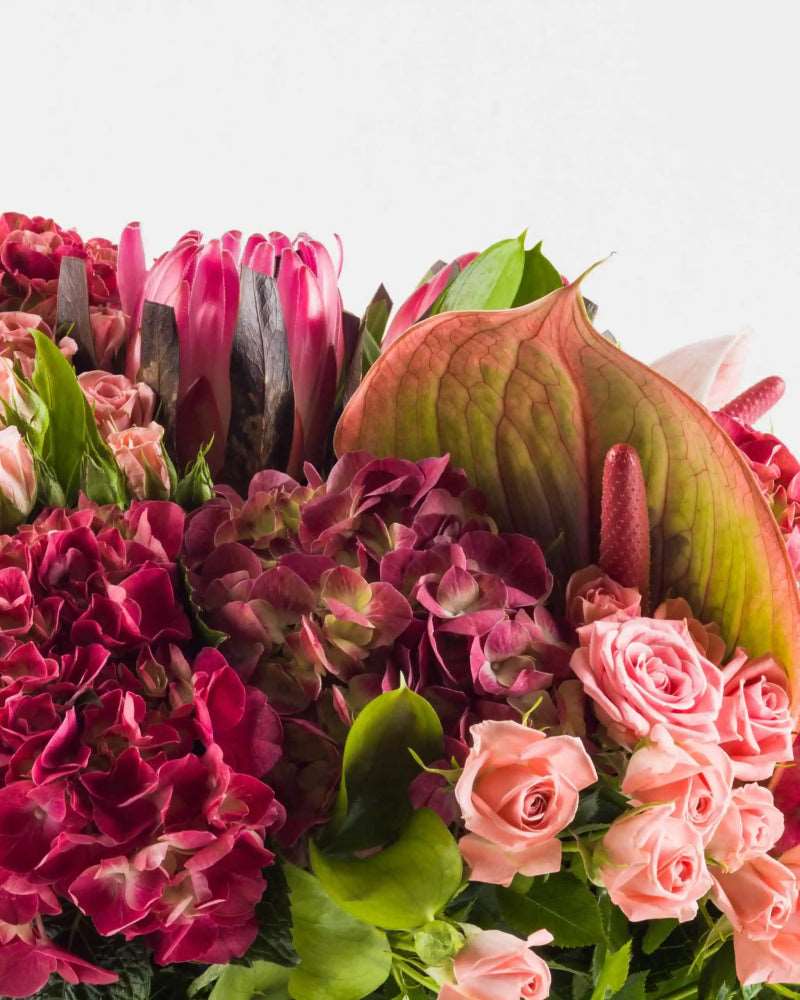 Hold Me Dear|Hand Bouquet - Alissar Flowers Amman