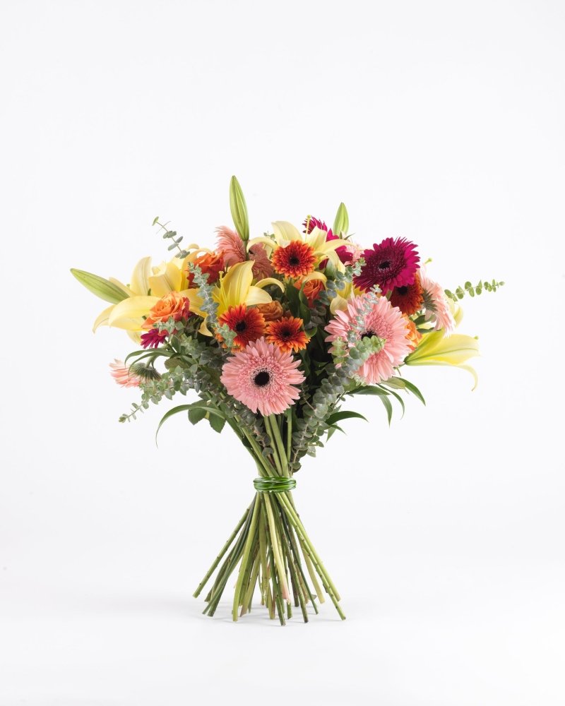 Hold Me Graceful|Hand Bouquet - Alissar Flowers Amman