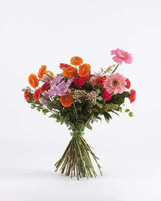 Hold Me Harmonious|Hand Bouquet - Alissar Flowers Amman