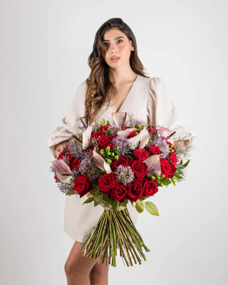 Hold Me Precious - Alissar Flowers Amman