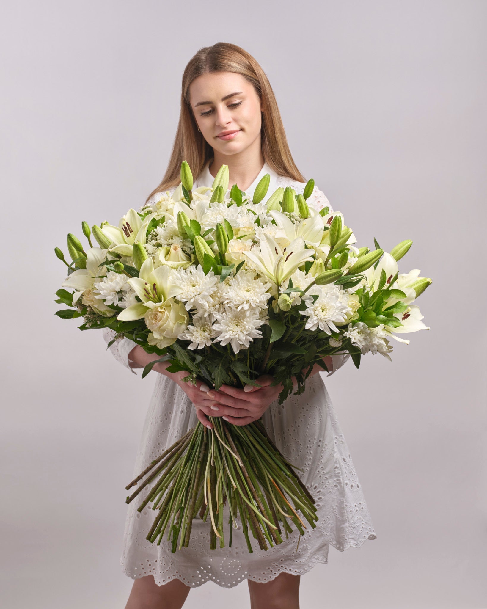 Ivory Whisper type | Alissar Flowers