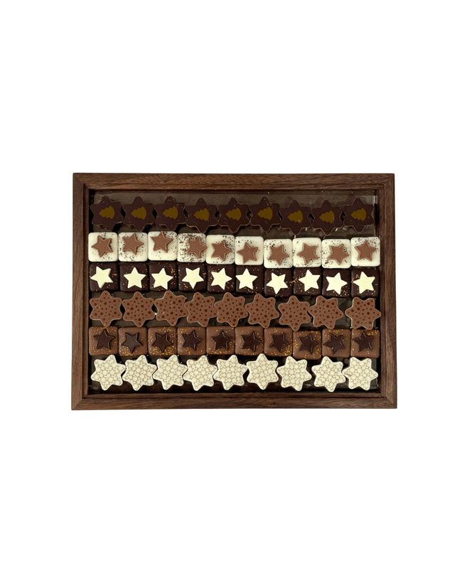 Läderach - Christmas Pralines Tray type | Alissar Flowers