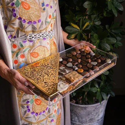 Läderach - FrischSchoggi and Praline Box by Jordan River Designs type | Alissar Flowers