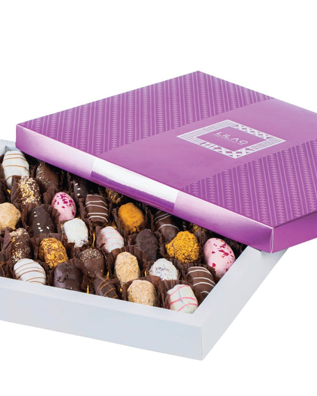Lilac - Special Dates Box - 40 pieces type | Alissar Flowers