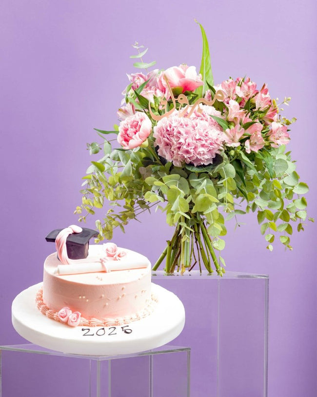 Rise & Cake|Graduation Bundle - Alissar Flowers Amman
