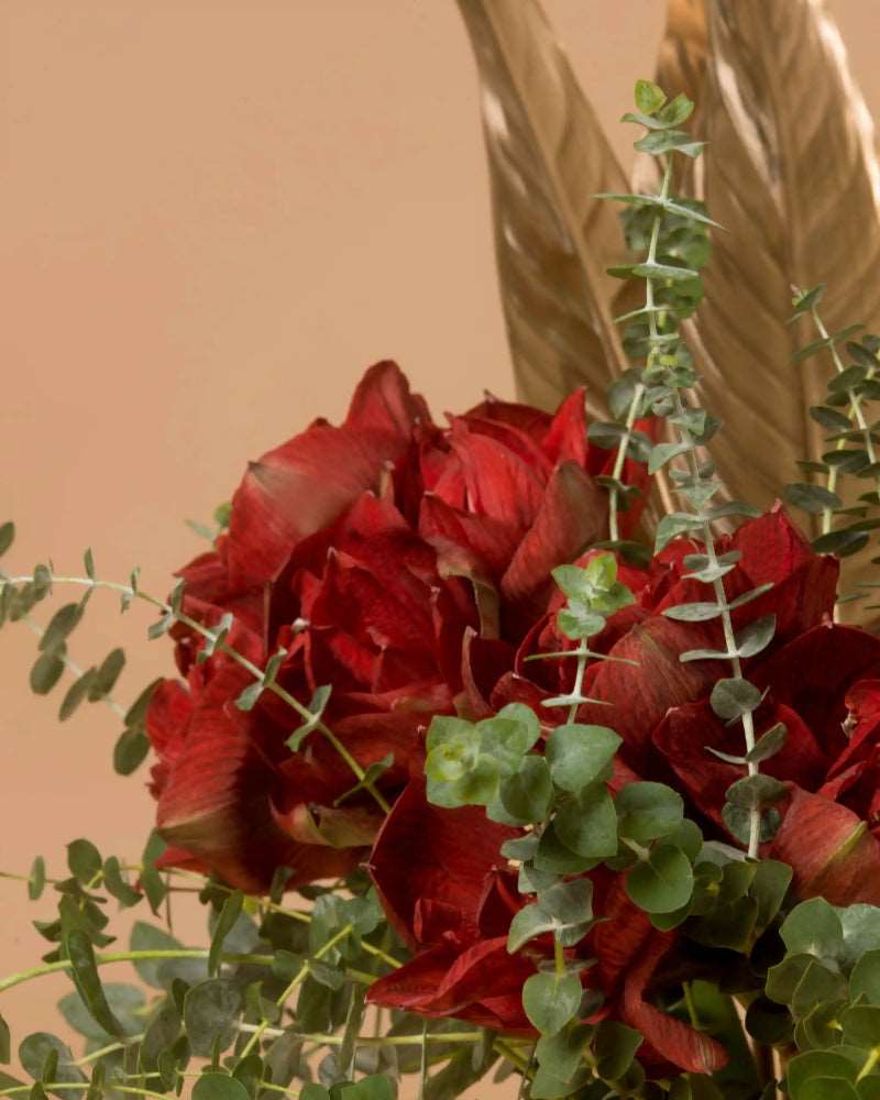 Santa’s Secret|Hand Bouquet - Alissar Flowers Amman