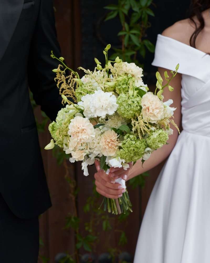 She Dazzles|Bridal Bouquet - Alissar Flowers Amman