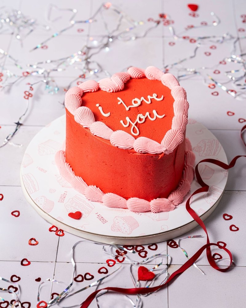 Sugar Daddy's - I Love You Cake|Cake - Alissar Flowers Amman