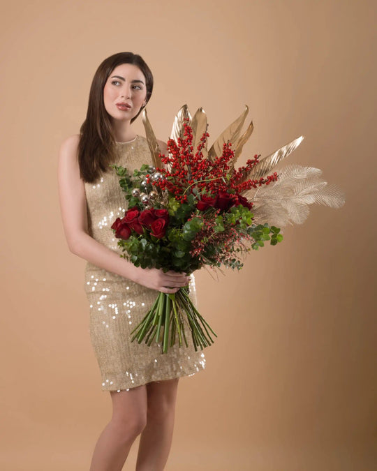 Yuletide Petals|Hand Bouquet - Alissar Flowers Amman