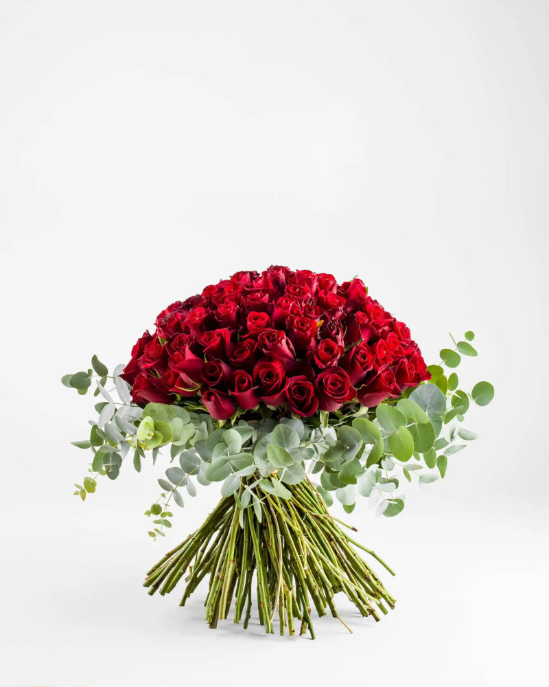 Hold Me|Hand Bouquet - Alissar Flowers Amman