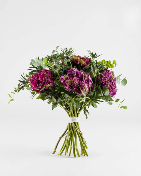 Hold Me Forever|Hand Bouquet - Alissar Flowers Amman