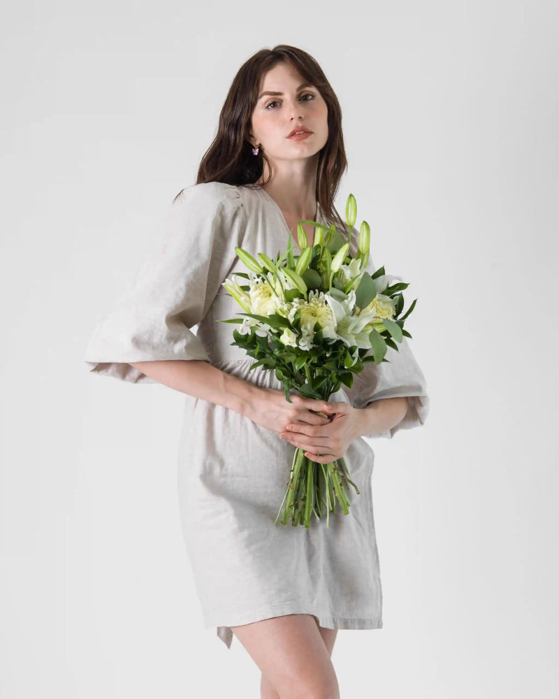Hold Me Tender|Hand Bouquet - Alissar Flowers Amman